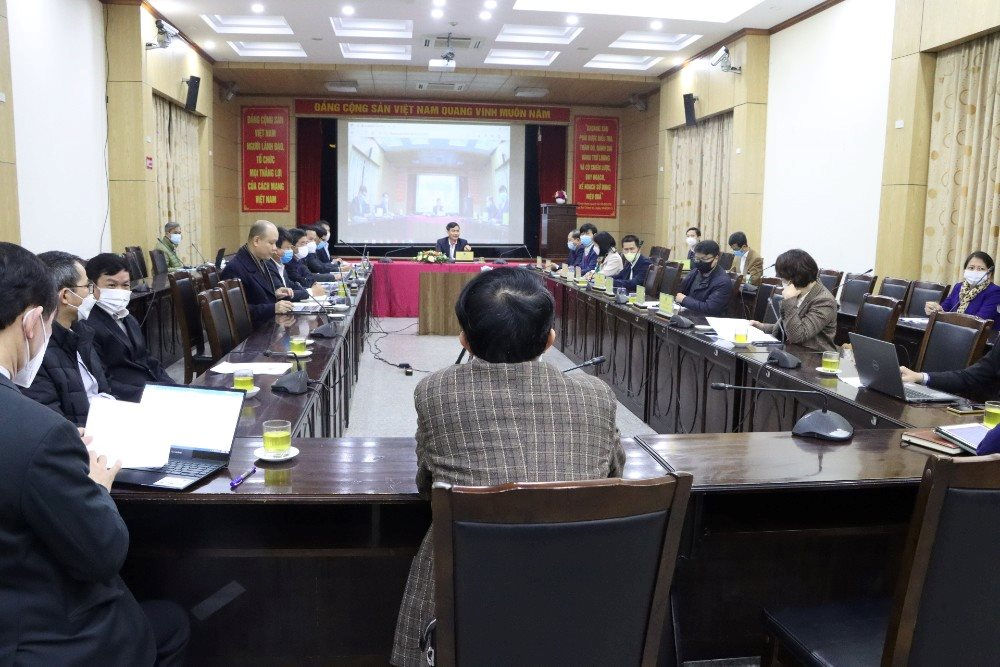 ពង្រឹងការគ្រប់គ្រងរដ្ឋក្នុងវិស័យ​ភូគព្ភសាស្ត្រ និងធនធាន​រ៉ែ