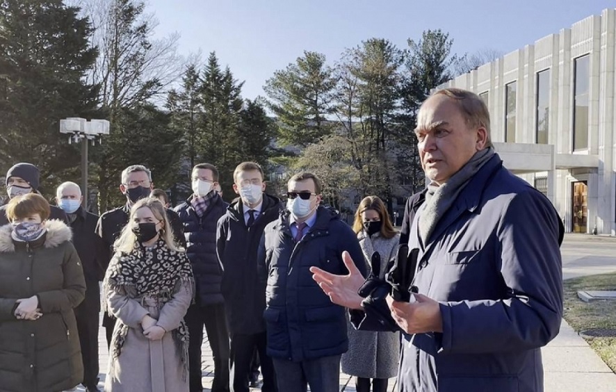 ឯកអគ្គរដ្ឋទូតរុស្ស៊ី៖ អាមេរិកកំពុងធ្វើគ្រប់បែបយ៉ាងដើម្បីបង្រួញវត្តមានរបស់ការទូតរុស្ស៊ី