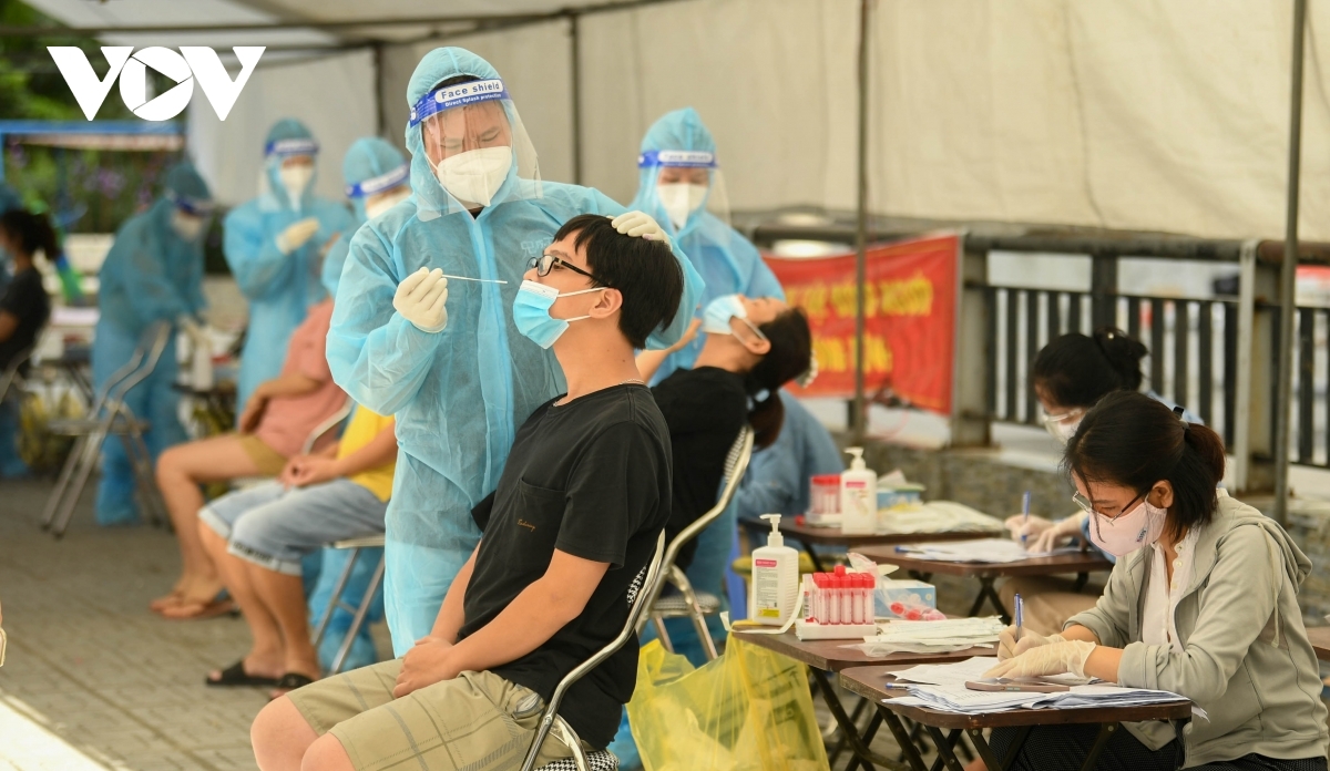 វៀតណាមកត់ត្រាករណីឆ្លងកូវីដ-១៩ថ្មីចំនួនជិត៤២ពាន់នាក់ក្នុងរយៈពេល២៤ម៉ោងកន្លងមក