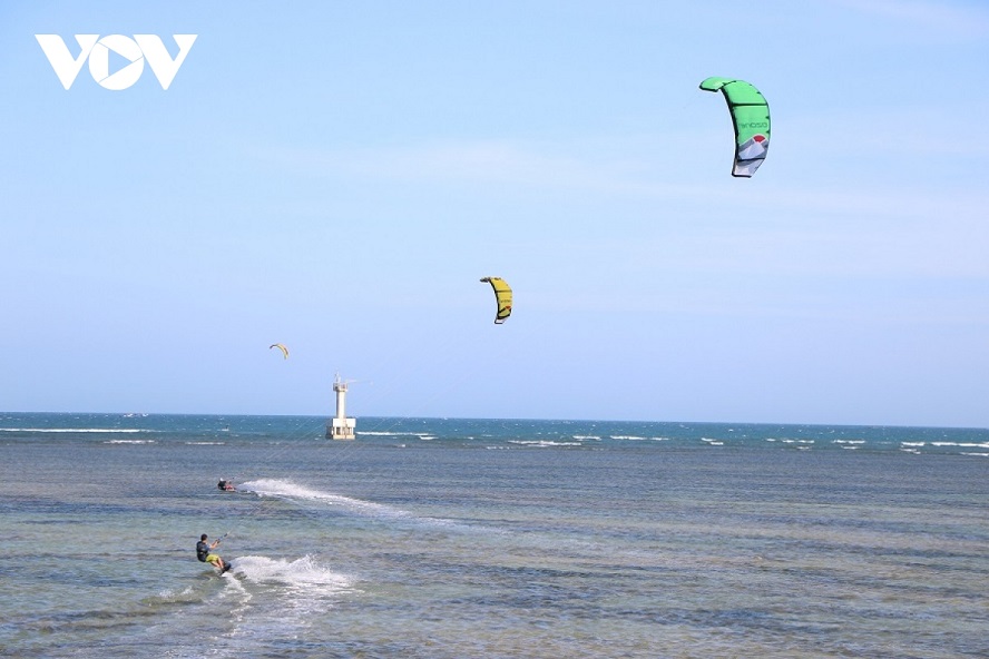 បើកសកម្មភាពទេសចរណ៍ឡើងវិញ ដោយធានាសុវត្ថិភាព ប្រសិទ្ធភាព