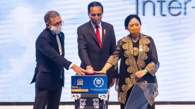 ពិធី​បើក​មហាសន្និបាទ​ IPU-១៤៤