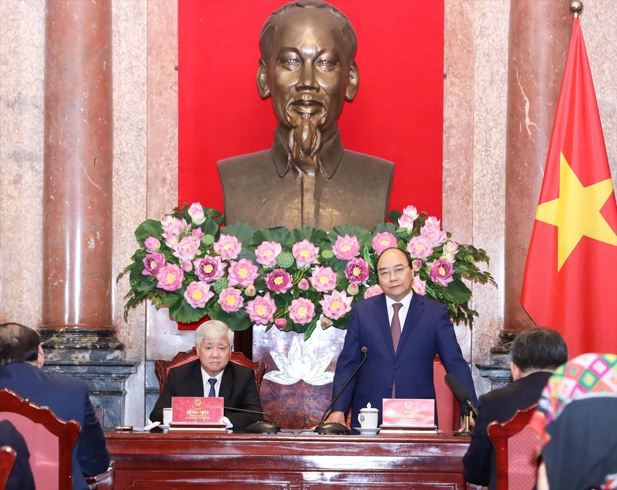 ប្រធានរដ្ឋវៀតណាម លោក Nguyen Xuan Phuc៖ បក្ស រដ្ឋ ជានិច្ចកាល​យកចិត្តទុកដាក់​លើការថែទាំជីវភាពទាំងខាងសំភារៈ និងស្មារតីជូន​​បងប្អូន​ជនរួមជាតិភាគតិច