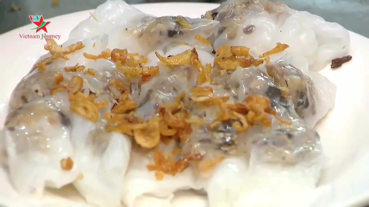 គុយទាវកាត់នៅវិថី Phan Phu Tien