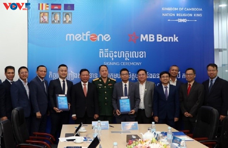 សហគ្រាសវៀតណាមអនុវត្តន៍កញ្ចប់ឥណទានចំនួន ១០០ លានដុល្លារអាមេរិក ដើម្បី​លើកកម្រិតបណ្ដាញទូរគមនាគមន៍នៅកម្ពុជា