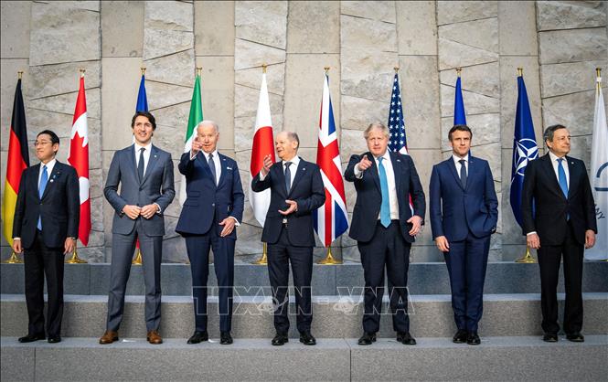 G7 បង្កើន​សម្ពាធផ្នែក​​​សេដ្ឋកិច្ច​ទៅ​លើ​រុស្ស៊ី​