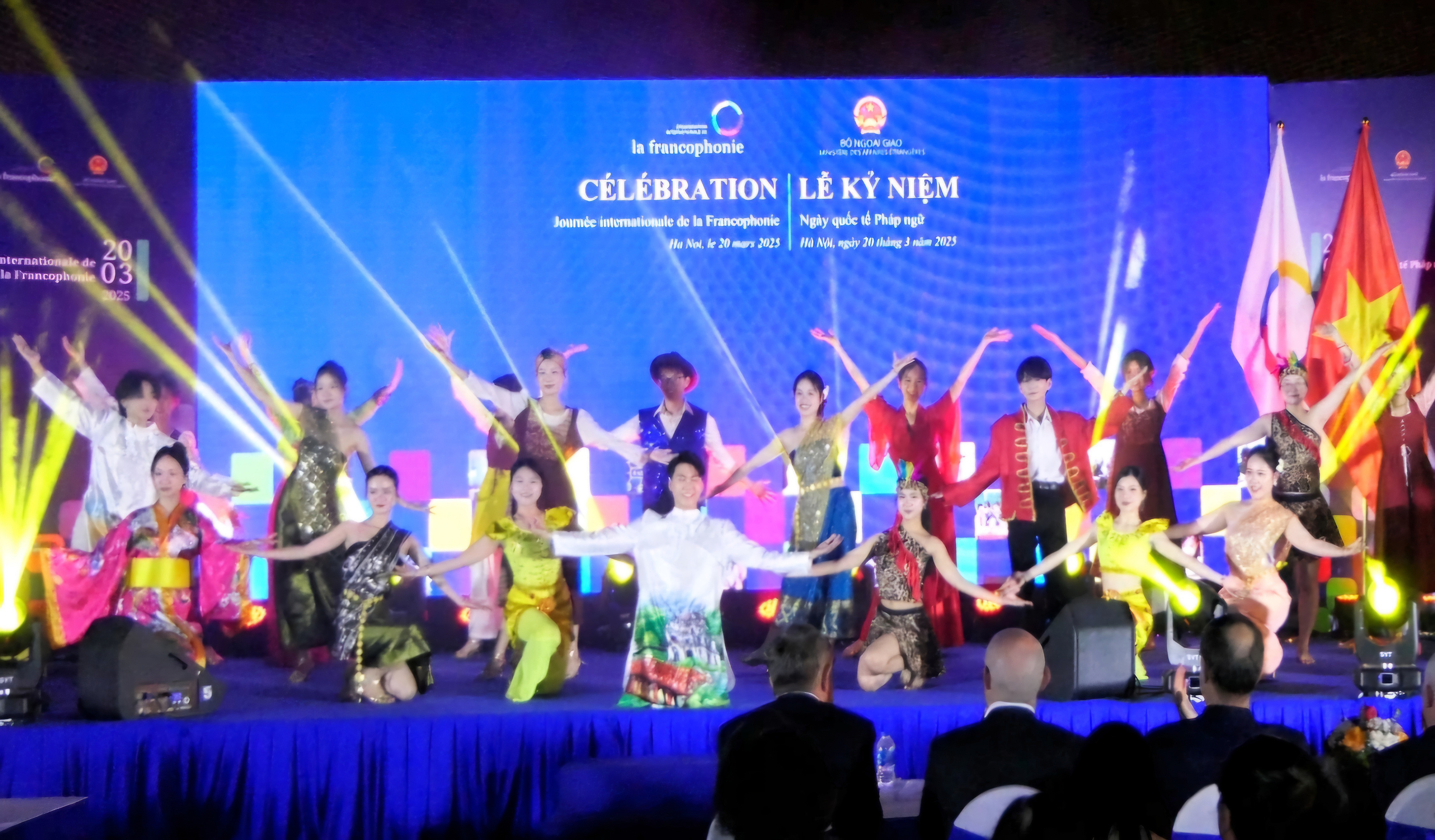 ទិវាអន្តរជាតិហ្វ្រង់កូហ្វូនីផ្តល់អាទិភាពដល់ការអប់រំ និងសកម្មភាព