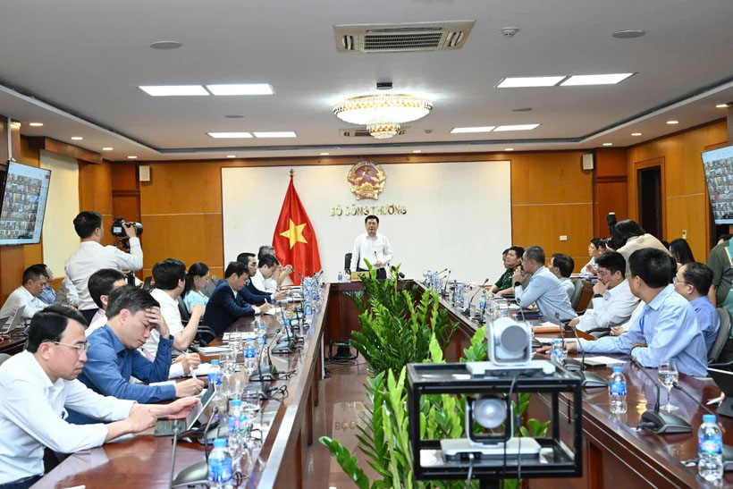 សេចក្តីប្រកាសអំពីផែនការអគ្គិសនីទី៨ (កែសម្រួល)៖ អាទិភាពពិសេសសម្រាប់ការអភិវឌ្ឍន៍ថាមពលកកើតឡើងវិញ