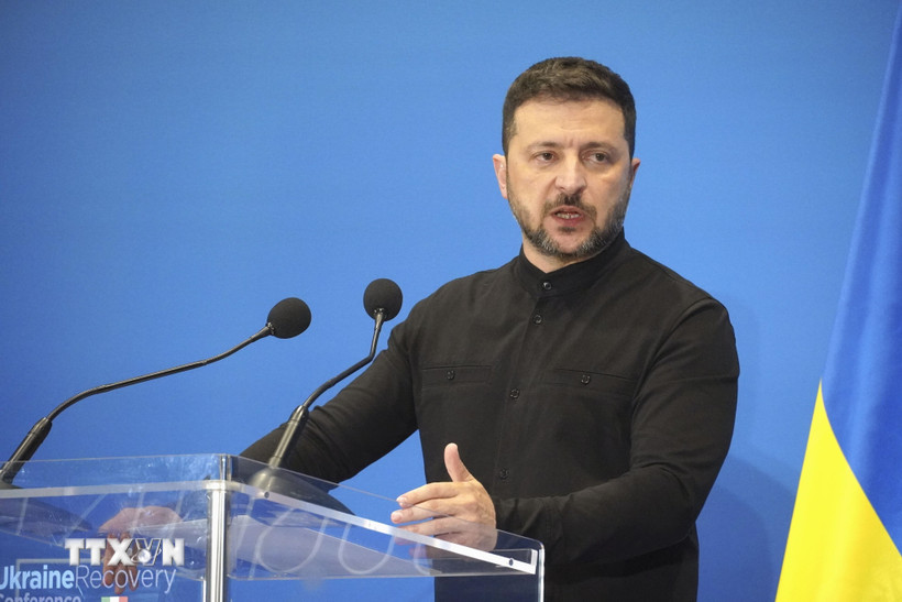 ប្រធានាធិបតីលោក Zelensky ប្រកាសត្រៀមខ្លួនជួបប្រធានាធិបតីរុស្ស៊ីក្នុងគ្រប់ទម្រង់