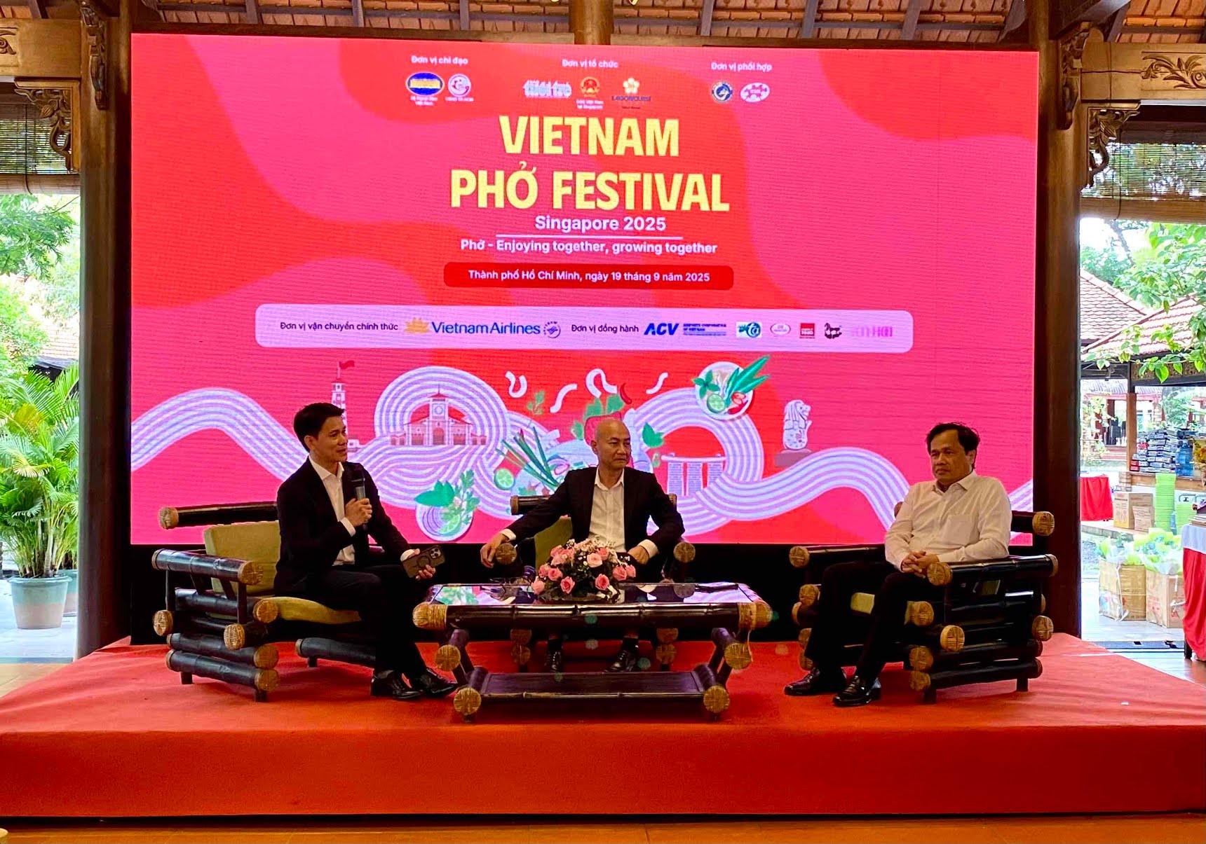 នាំម្ហូប ហ្វឹ វៀតណាមទៅកាន់សិង្ហបុរី