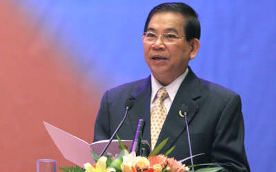 ມອບກາໝາຍ50ປີທີ່ເປັນສະມາຊິກພັກໃຫ້ອະດີດປະທານປະເທດຫງວຽນມິງຈຽດ