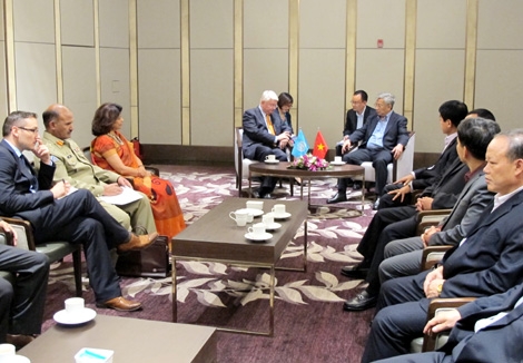 ການນຳກະຊວງປ້ອງກັນປະເທດຫວຽດນາມຕ້ອນຮັບຮອງເລຂາທິການໃຫຍ່ສະຫະປະຊາຊາດ