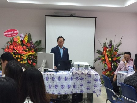 ຫນັງສືພິມຍຸກສະໄໝຂອງສະຫະພັນບັນດາອົງການມິດຕະພາບຫວຽດນາມເປີດນຳໃຊ້ສື່ເອເລັກໂຕນິກດ້ວຍພາສາອັງກິດ