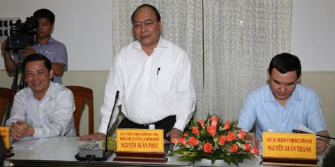 ຮອງນາຍົກລັດຖະມົນຕີຫງວຽນຊວນຟູກເຂົ້າຮ່ວມກອງປະຊຸມໃຫຍ່ແຂ່ງຂັນຮັກຊາດແຂວງນິງທ້ວນຄັ້ງທີ6