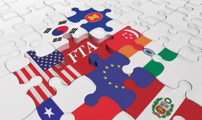 ໂອ້ລົມສົນທະນາ“ເຊື່ອມໂຍງເສດຖະກິດ-ບາງບັນຫາທີ່ວາງອອກສຳລັບຫວຽດນາມແຕ່ປີ2015”