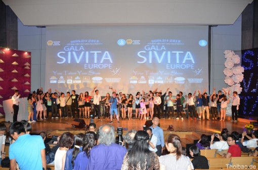 ຄ້າຍພັກແລ້ງຊາວໜຸ່ມ,ນັກສຶກສາຫວຽດນາມຢູ່ເອີຣົບສຳເລັດຜົນຢ່າງຈົບງານ