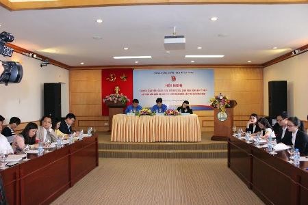 ສູນກາງຄະນະຊາວໜຸ່ມກອມມູນິດໂຮ່ຈີມິນຈັດຕັ້ງກອງປະຊຸມປະກອບຄຳເຫັນໃສ່ຮ່າງເອກະສານກອງປະຊຸມໃຫຍ່