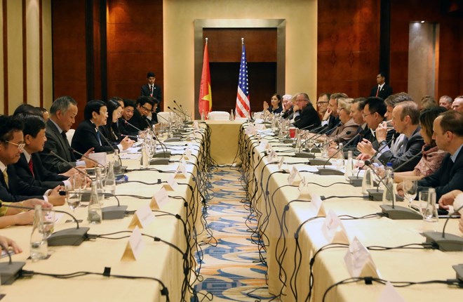 ປະທານປະເທດເຈືອງເຕີ໋ນຊາງໂອ້ລົມສົນທະນາກັບວິສາຫະກິດອາເມລິກາ