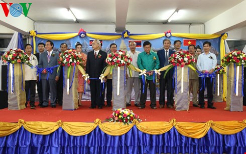 ໄຂງານຕະຫລາດນັດການຄ້າແລະການທ່ອງທ່ຽວເຂດສາມຫຼ່ຽມພັດທະນາ