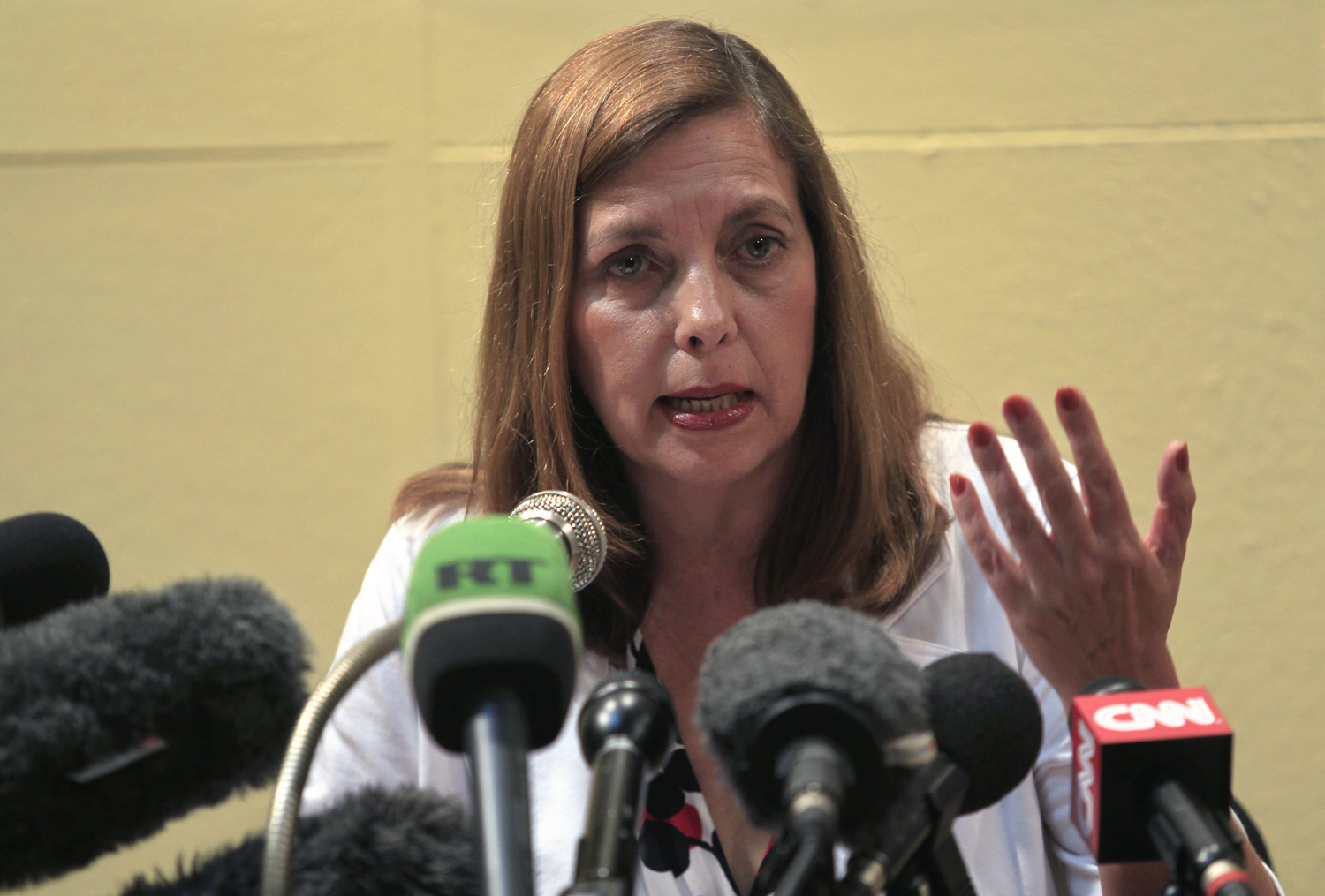 Кубинский дипломат: президент США может снять эмбарго против Кубы