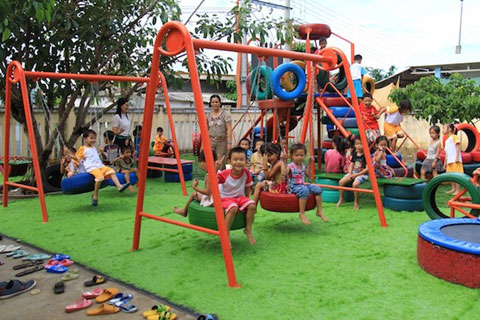 Повышение роли родителей в разработке политики в отношении детей, а также в защите и заботе о детях