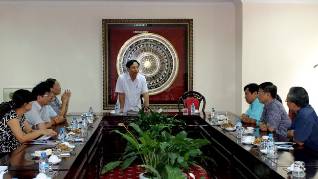 Необходимо своевременно бороться с клеветническими измышлениями