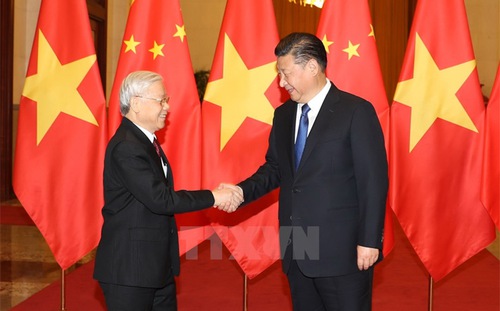 Генсек ЦК КПВ Нгуен Фу Чонг провёл переговоры с генсеком ЦК КПК Си Цзиньпином