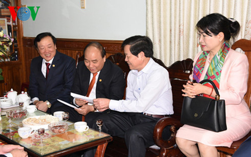 Нгуен Суан Фук совершил новогоднюю поездку в провинцию Куангнам