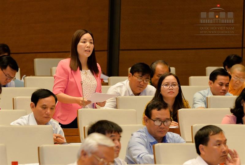 Парламент Вьетнама рассмотрел меры по развитию туризма