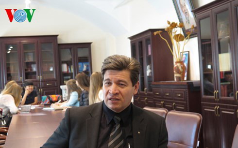 Вьетнам и Россия должны расширить двусторонние экономические отношения