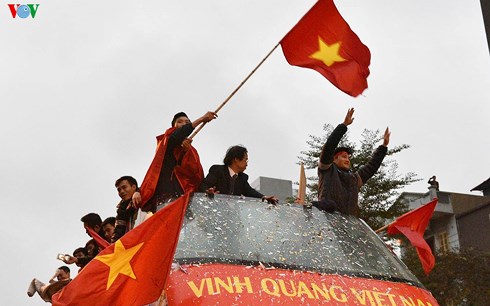 Японские СМИ высоко оценили сплочённость вьетнамцев