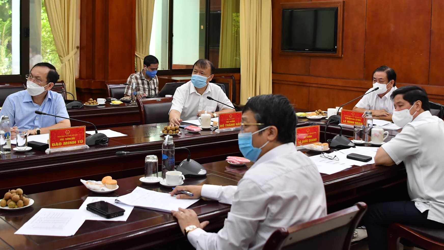 Ответственность предприятий в сбыте риса и развитии рисоводства в дельте реки Меконг