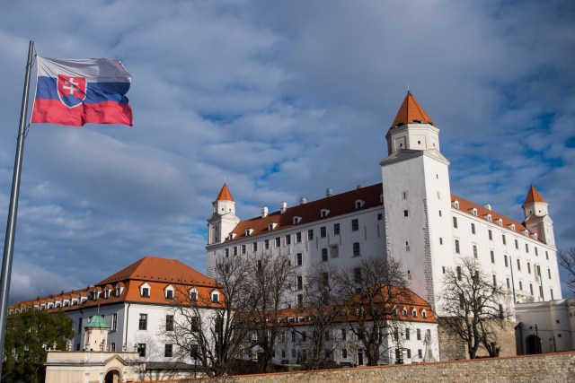 Словакия ратифицировала соглашение о сотрудничестве с США в области обороны