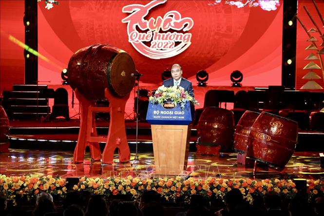 Нгуен Суан Фук: Преодолев трудности, эмигранты могут внести существенный вклад в развитие страны