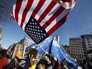 ขบวนการยึดครองวอลสตรีทได้เกิดขึ้นต่อไป