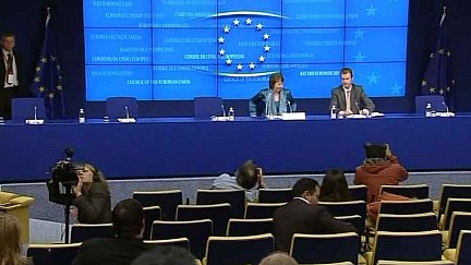 อียูและจีนแสดงความยินดีต่อการยุติการเดินหน้าโครงการนิวเคลียร์เป็นการชั่วคราวของสาธารณรัฐประชาธิปไตยประชาชนเกาหลี