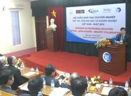 การสัมมนาภายใต้หัวข้อ  “กระชับความร่วมมือระหว่างเวียดนามกับญี่ปุ่น”