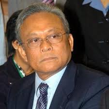 อดีตรองนายกรัฐมนตรีไทยไม่ถูกห้ามเคลื่อนไหวทางการเมือง