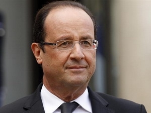 ประธานาธิบดีฝรั่งเศสแถลงข่าวต่อสื่อมวลชนเกี่ยวกับนโยบายในประเทศและต่างประเทศ