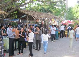 การเปิดงานนิทรรศการ  “ฤดูใบไม้ผลิในสวน”ครั้งที่๖