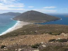 การทำประชาพิจารณ์เกี่ยวกับอธิปไตยเหนือหมู่เกาะที่มีการพิพาทระหว่างอังกฤษกับอาร์เจนตินา