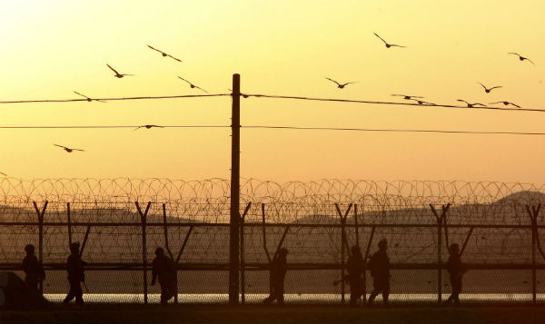 เปียงยางตัดโทรศัพท์สายด่วนทางทหารกับสาธารณรัฐ เกาหลี