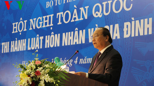 การประชุมวีดีโอคอนเฟอเร้นซ์สรุปผลการบังคับใช้กฏหมายการสมรสและครอบครัว