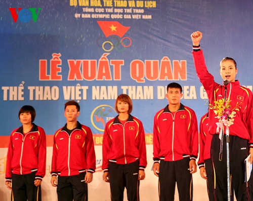 พิธีปล่อยแถวคณะนักกีฬาเวียดนามเข้าร่วมการแข่งขันกีฬาซีเกมส์ครั้งที่๒๗