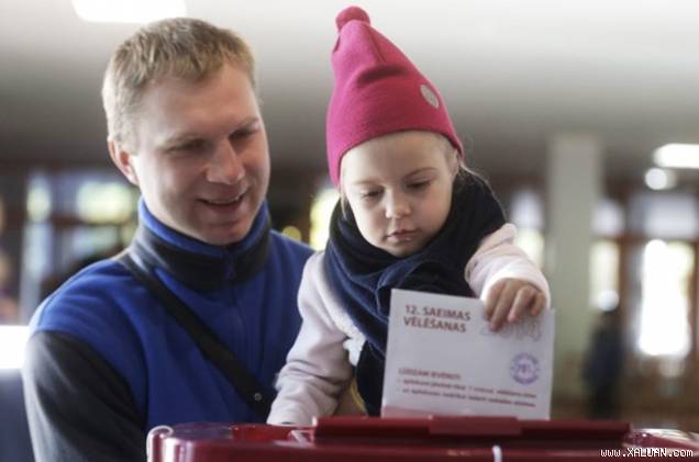 ลัตเวียจัดการเลือกตั้งทั่วไป