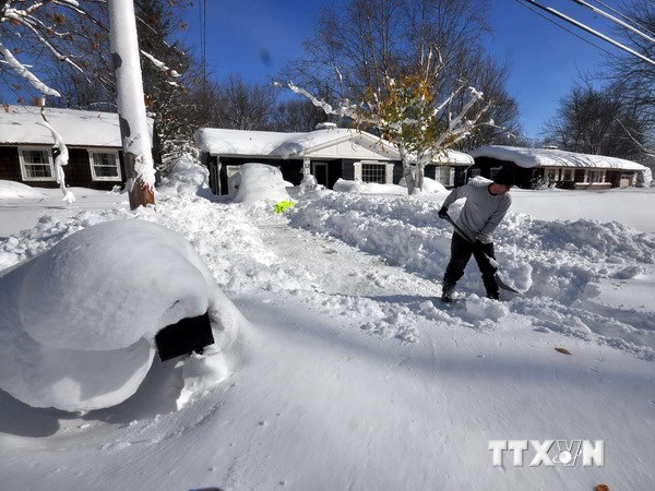 สหรัฐและฝรั่งเศสได้รับความเสียหายอย่างหนักจากเหตุพายุ