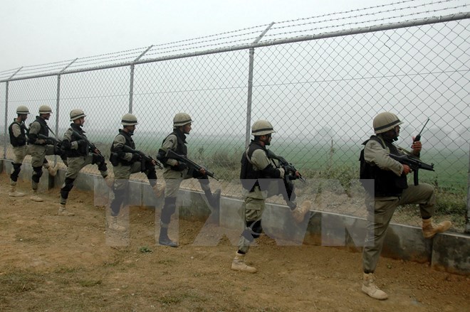 อินเดียผลักดันการแก้ไขความขัดแย้งกับปากีสถาน