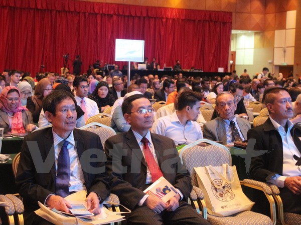 ฟอรั่มสถานประกอบการอาเซียนเพื่อผลักดันการค้าภายในกลุ่ม