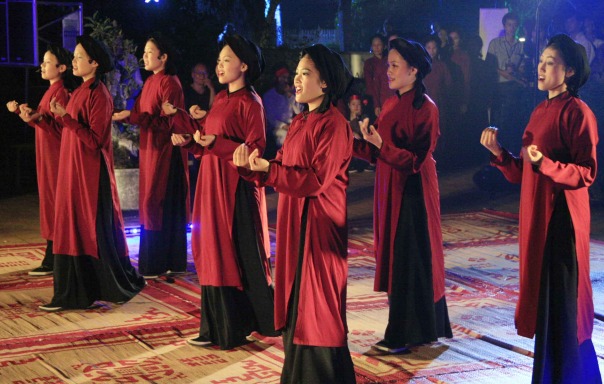 การอนุรักษ์และส่งเสริมคุณค่าของมรดกวัฒนธรรมนามธรรมการร้องเพลงทำนองซวาน
