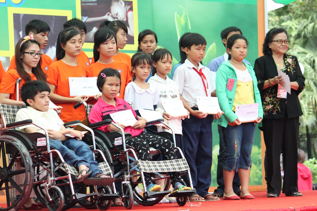 กิจกรรมต่างๆในโอกาสรำลึกวันเพื่อผู้เคราะห์ร้ายจากสารพิษสีส้มไดอ๊อกซินเวียดนาม