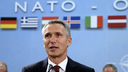 เลขาธิการนาโต้เยือนยูเครนเป็นครั้งแรก